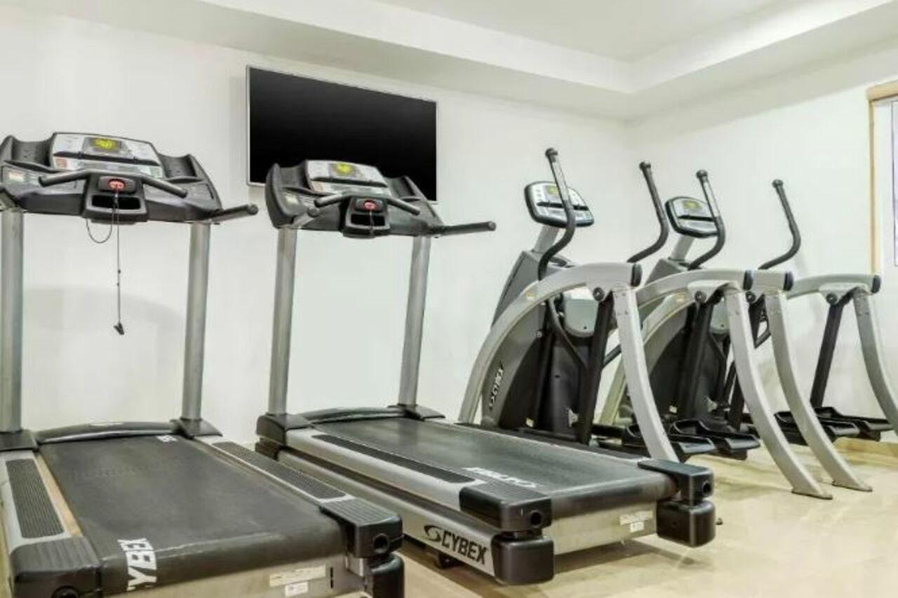 Quality Inn מזטלן מראה חיצוני תמונה