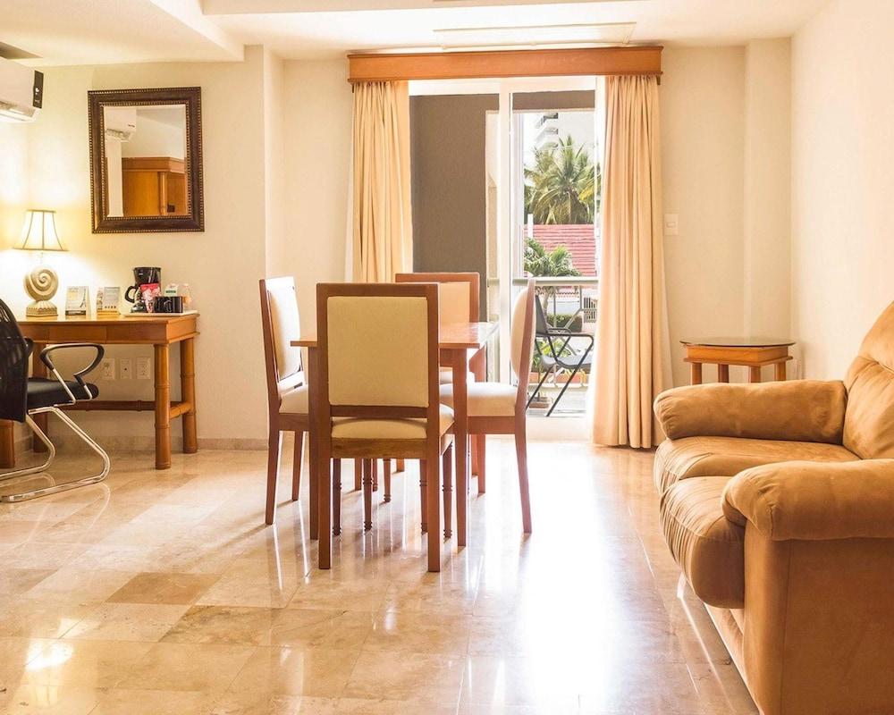 Quality Inn מזטלן מראה חיצוני תמונה
