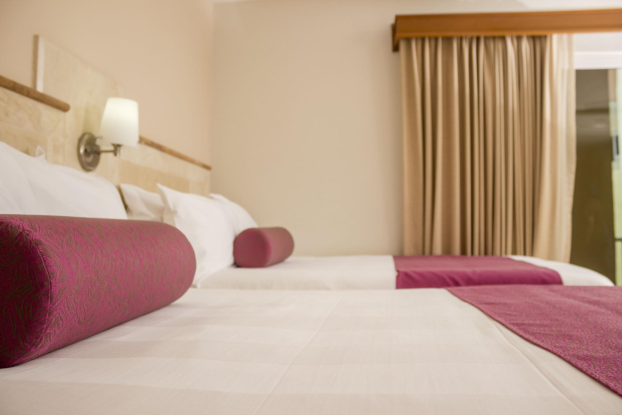 Quality Inn מזטלן מראה חיצוני תמונה