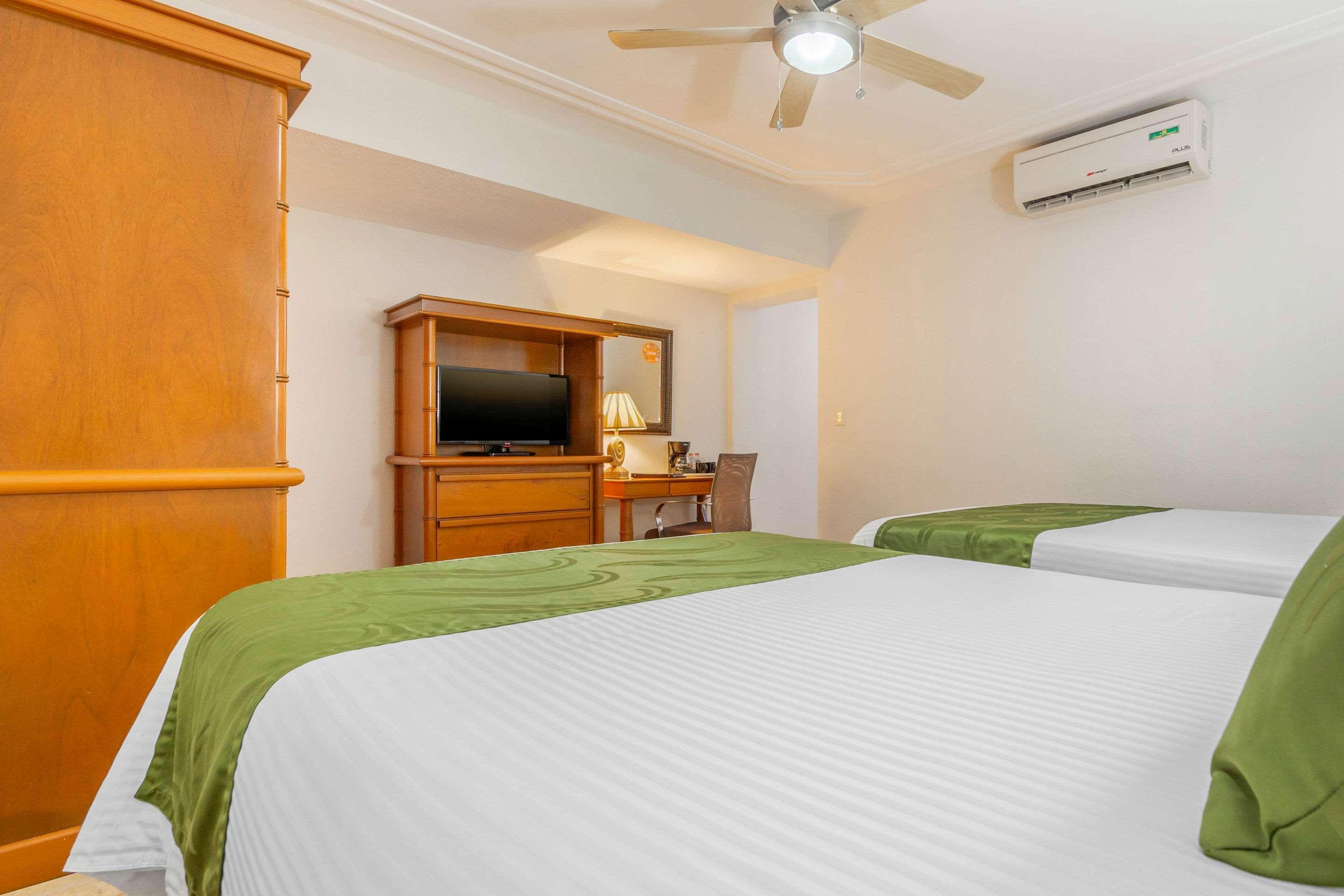 Quality Inn מזטלן מראה חיצוני תמונה