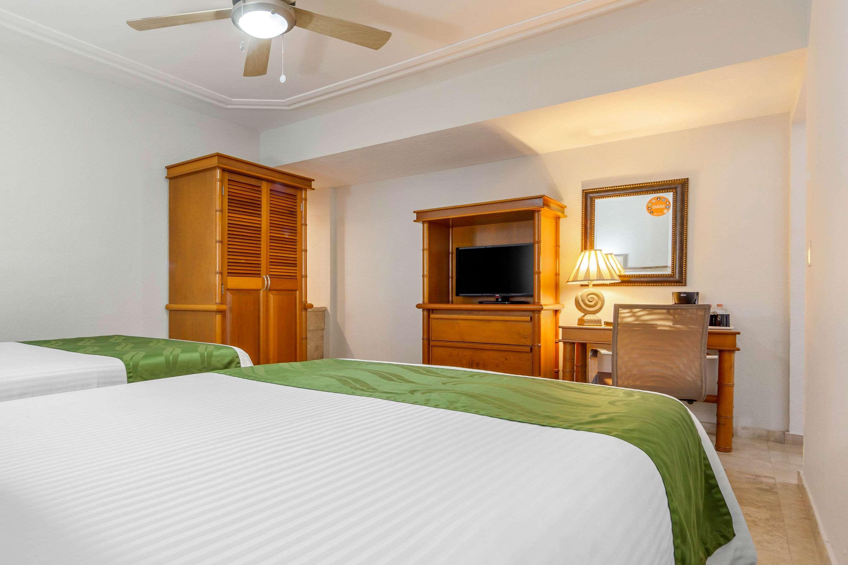 Quality Inn מזטלן מראה חיצוני תמונה