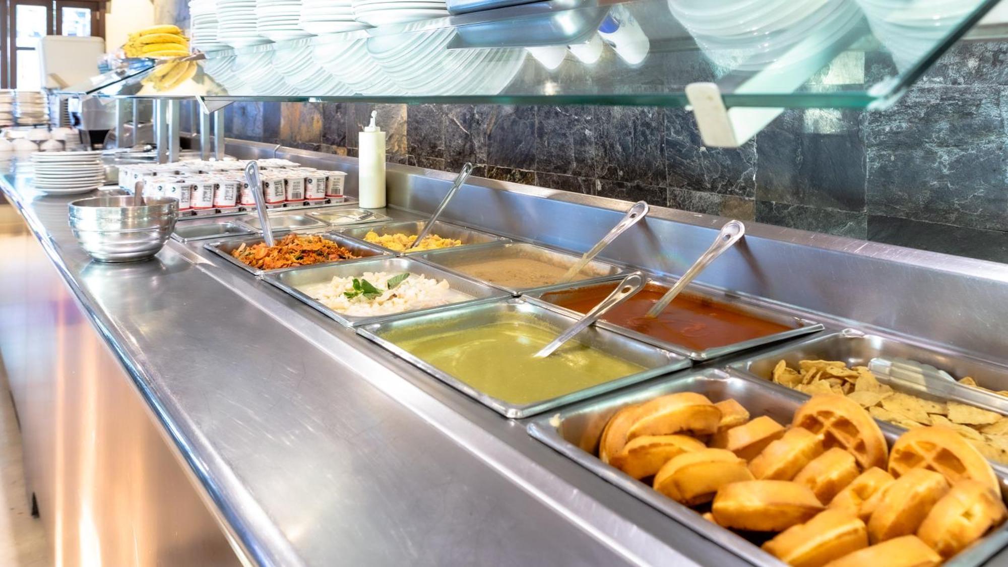 Quality Inn מזטלן מראה חיצוני תמונה